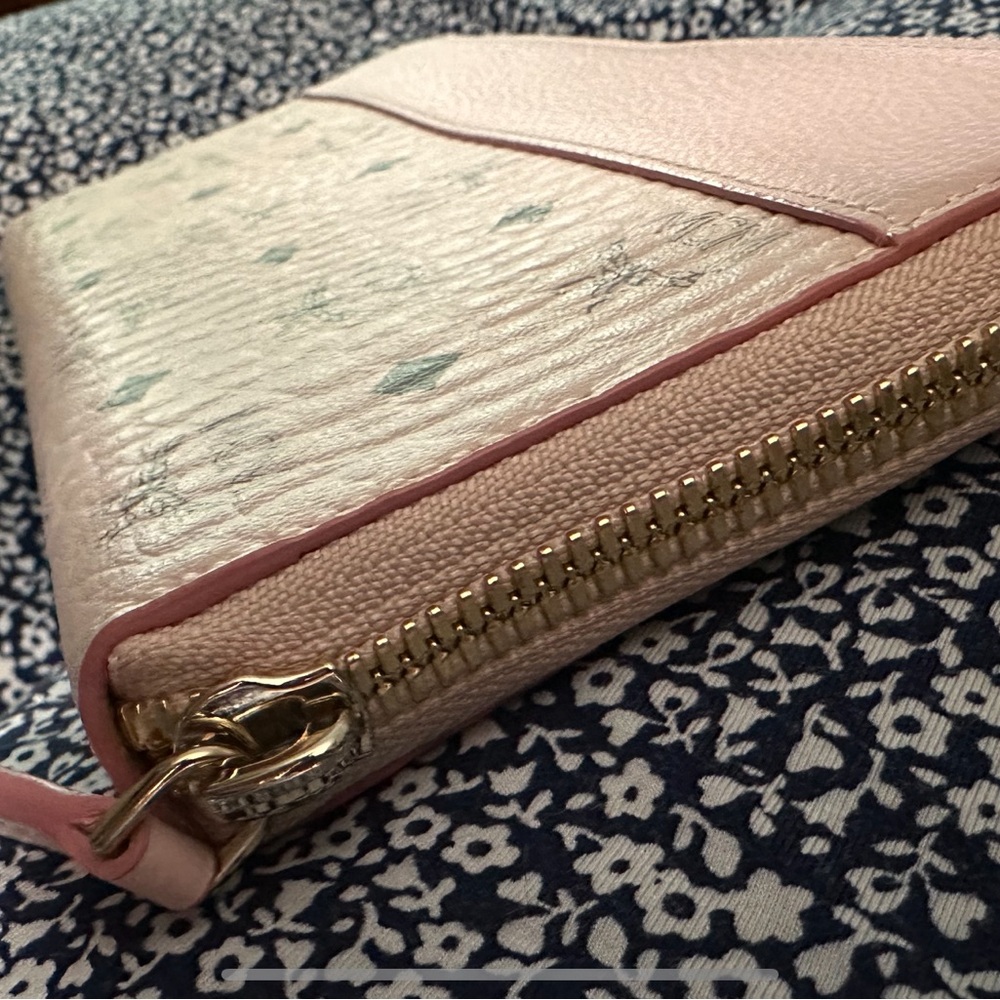 Mcm Zipper Wallet. New Condition, Never Used. Onl… - image 5